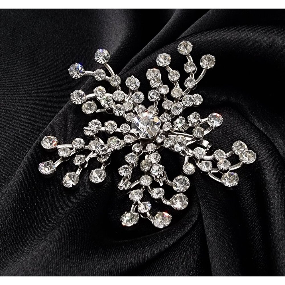Vintage 1990s Rhinestone Snowflake Brooch Pin
